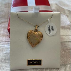 14K gold heart locket engraved with the words “I Love You”